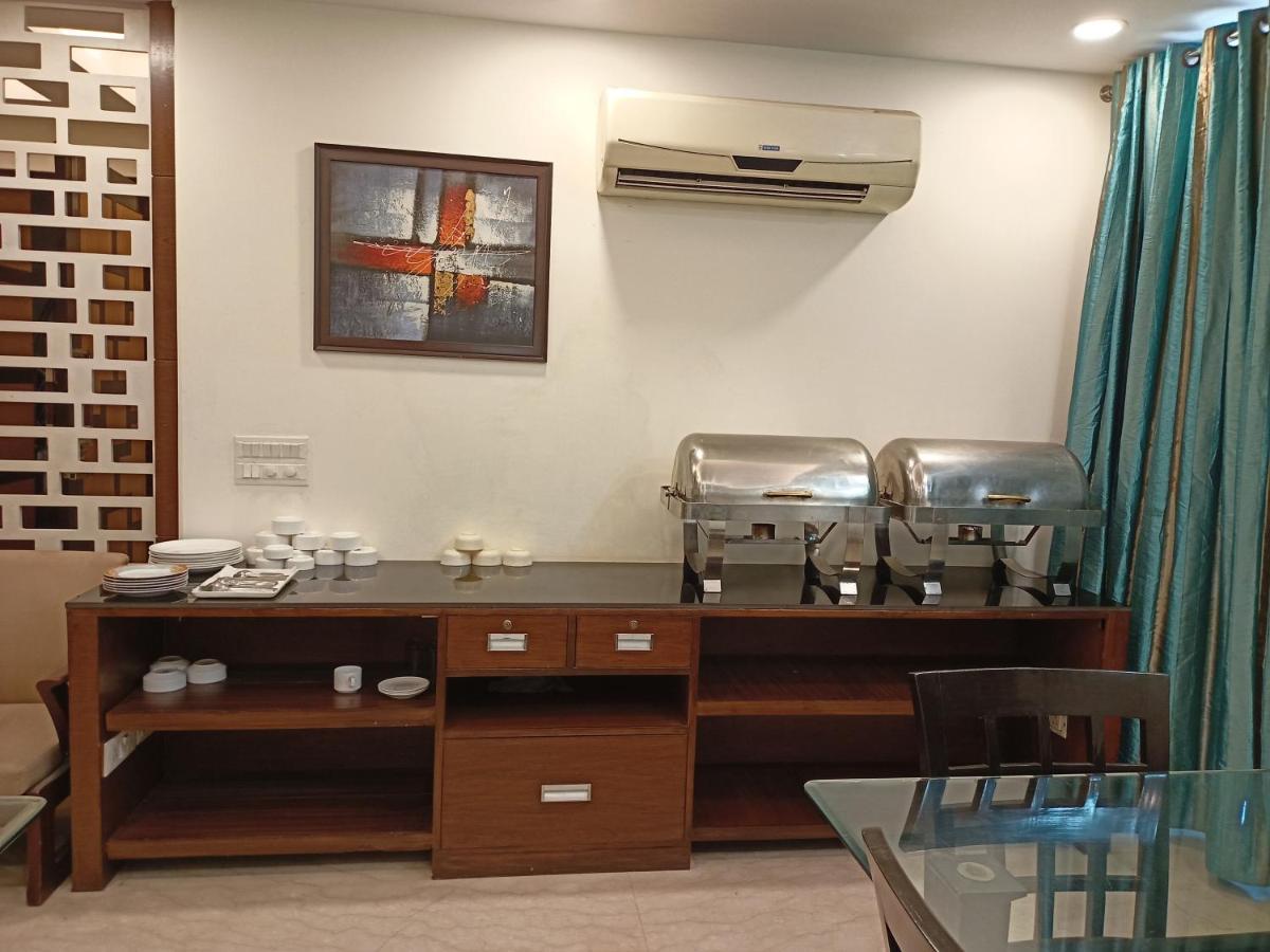 Hermitage By The Cosy Hotels Near Lotus Temple New Delhi Exteriör bild