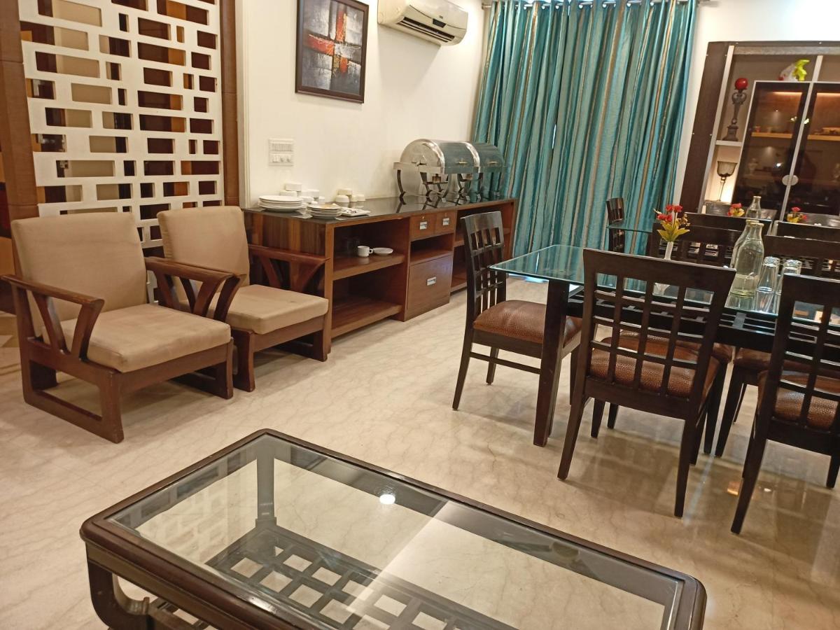 Hermitage By The Cosy Hotels Near Lotus Temple New Delhi Exteriör bild