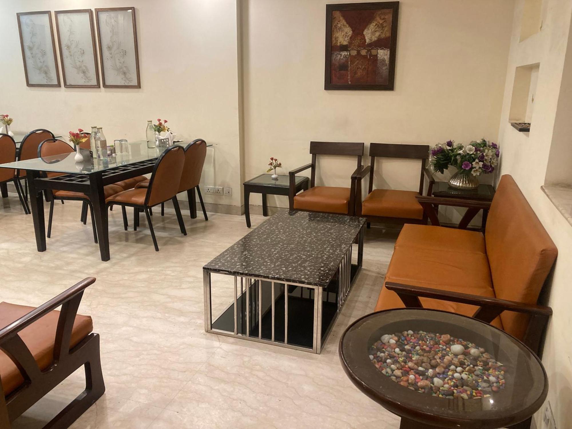 Hermitage By The Cosy Hotels Near Lotus Temple New Delhi Exteriör bild