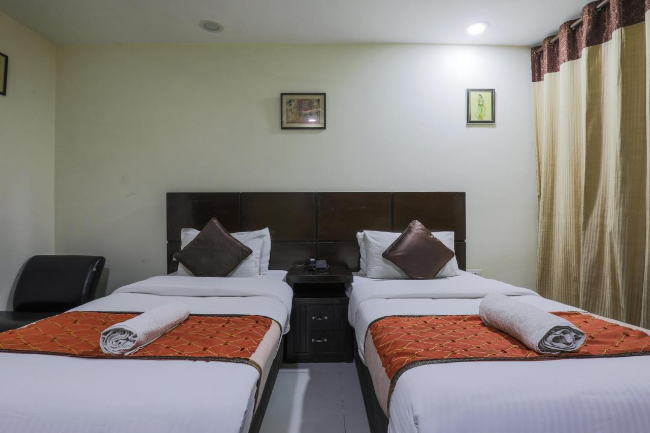Hermitage By The Cosy Hotels Near Lotus Temple New Delhi Exteriör bild