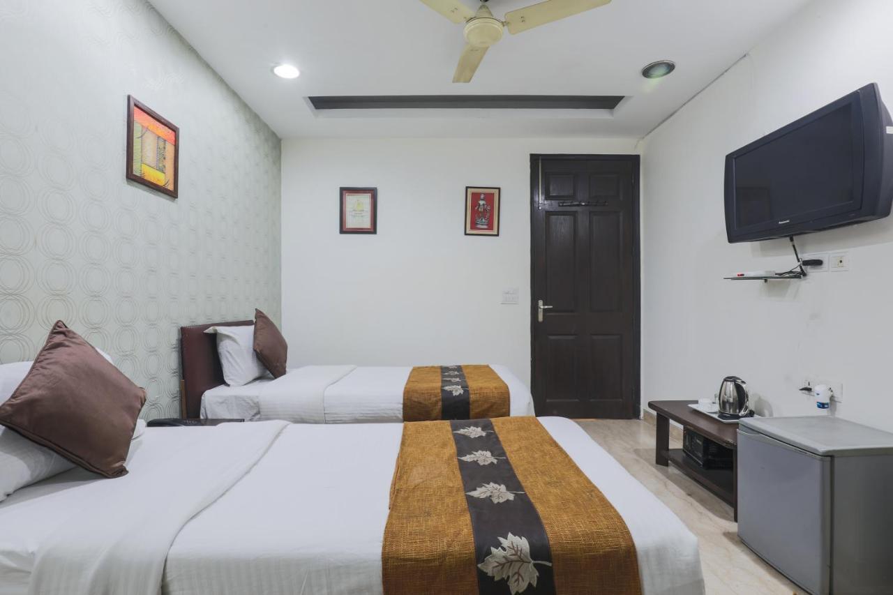 Hermitage By The Cosy Hotels Near Lotus Temple New Delhi Exteriör bild